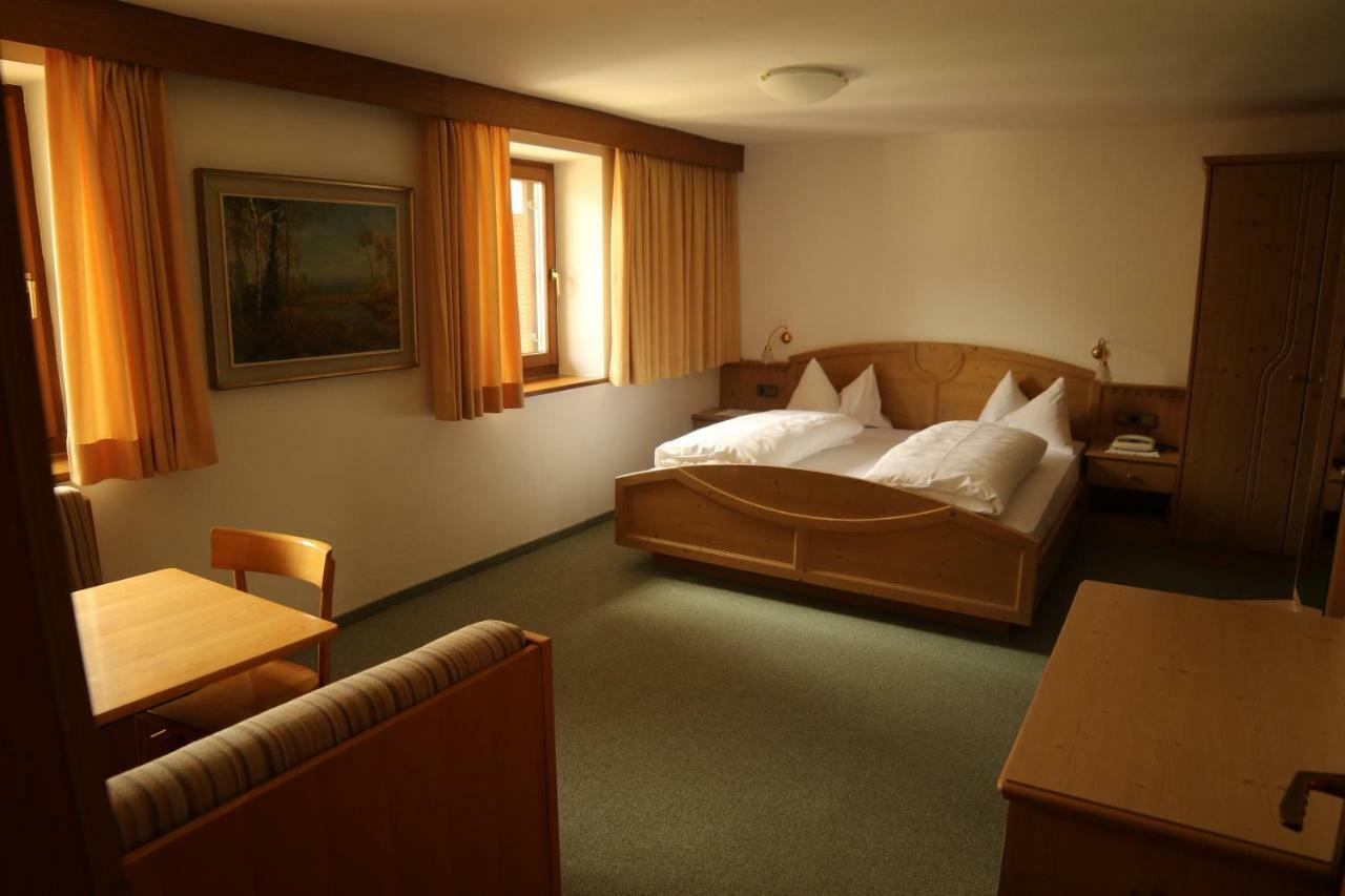 Gasthof Pension Roessl Nova Ponente Extérieur photo